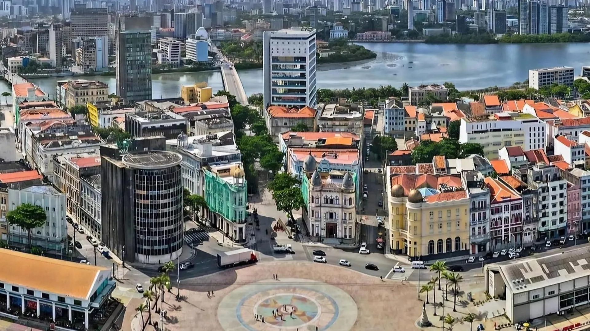 @Hostel_Vibe_Descolada Recife 0*,